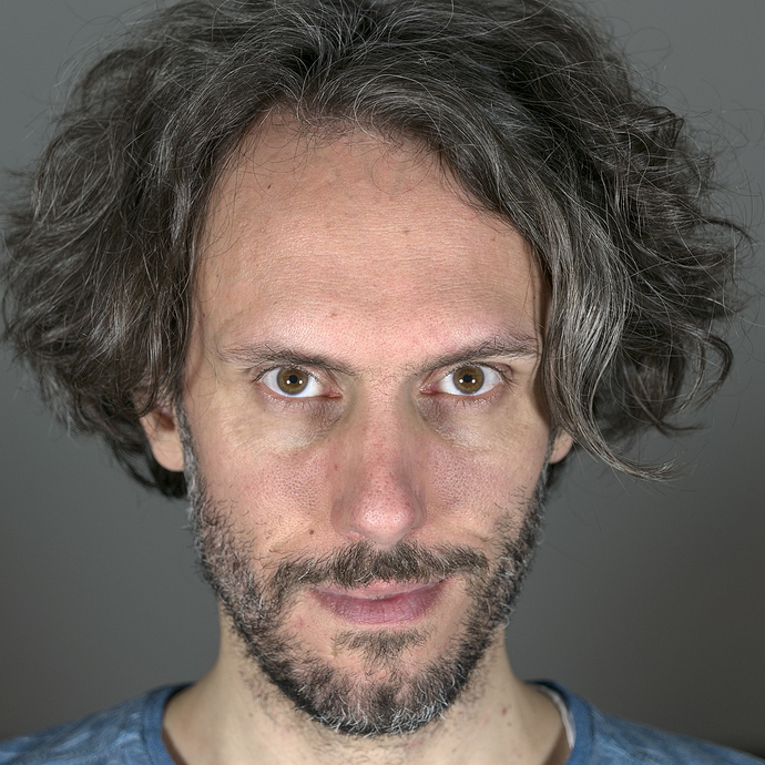 Headshot_1