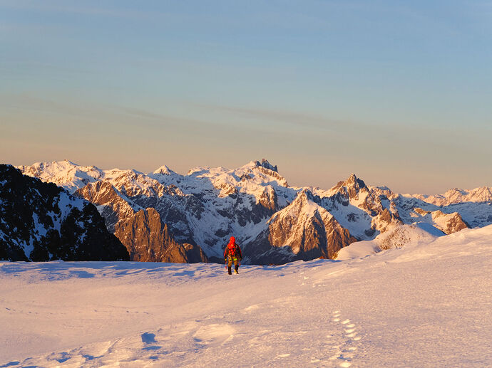 141221_164425-cg-orig_04