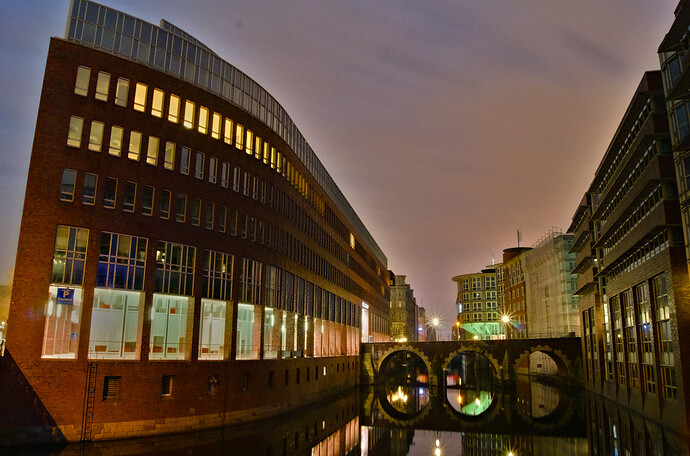 DSC06656-exp0 - DSC06656-exp-2_fused