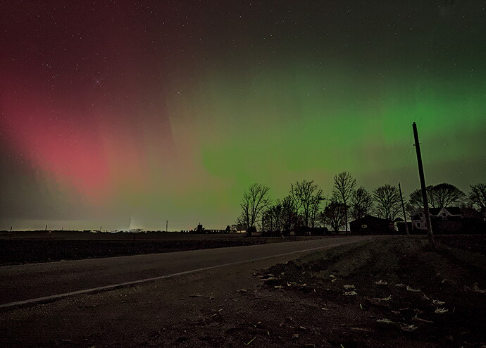 Aurora - 2025-11-11 215049-7746-2025.11.11_01