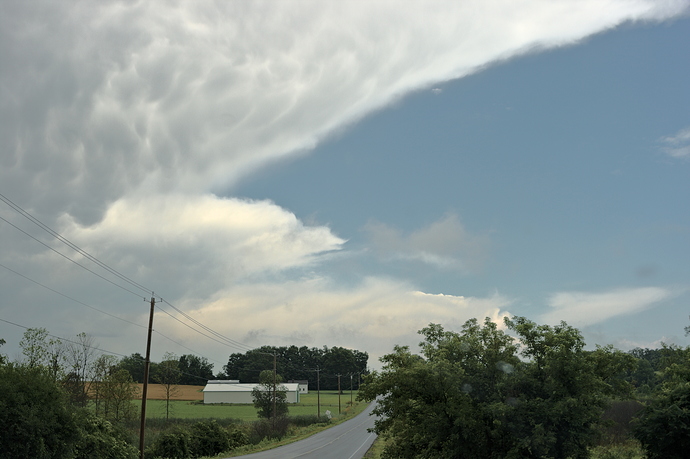 departing-storm-V3-S-sRGB