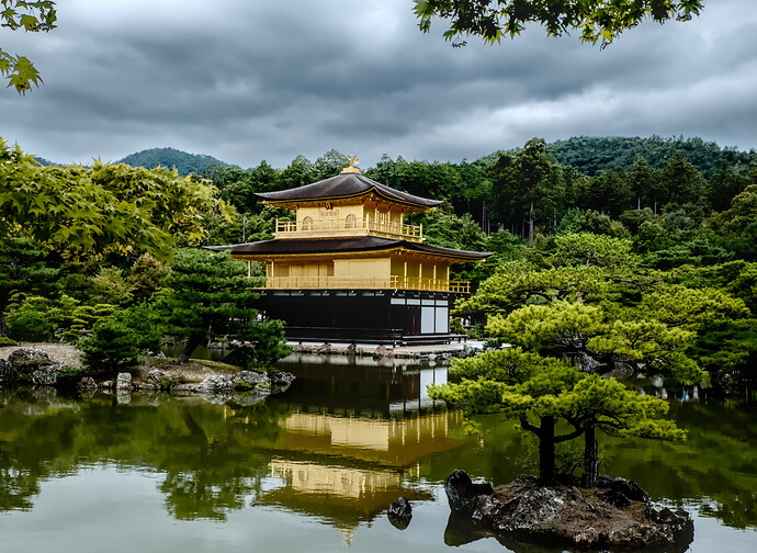 Golden Pagoda - 2025_10_11-10_32_54_DSCF7088-2025.10.11