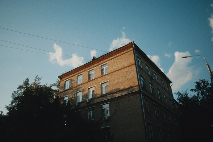 R0022883