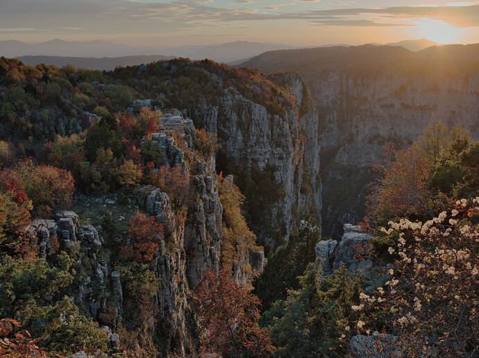 20251101_Zagoria_0368_art_gimp_gmic_edit