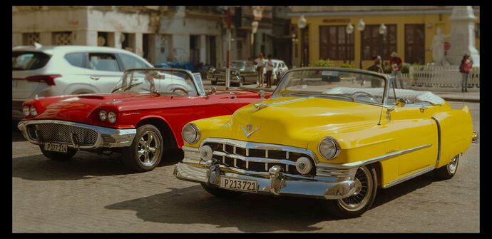 Cars and colors in Havana to play with_DSF7627