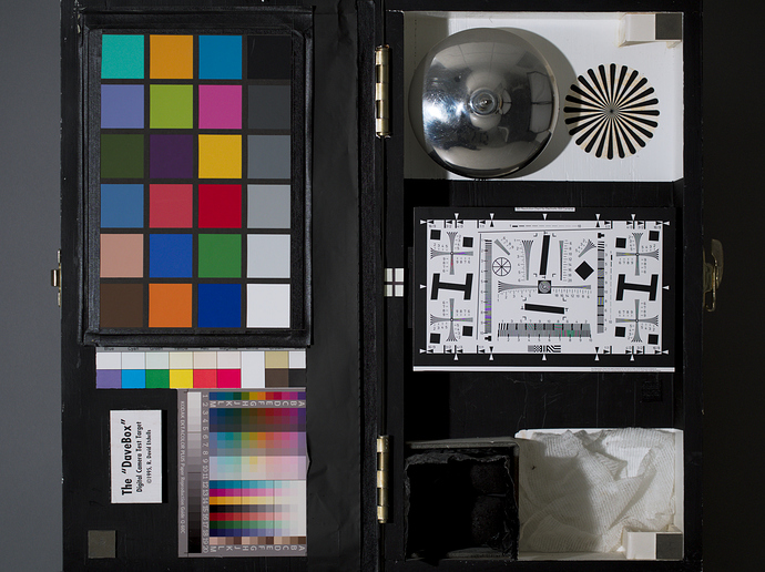 EM52LL002003-jpg style