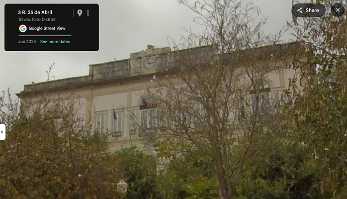 Rua de Abril - Google Streetview