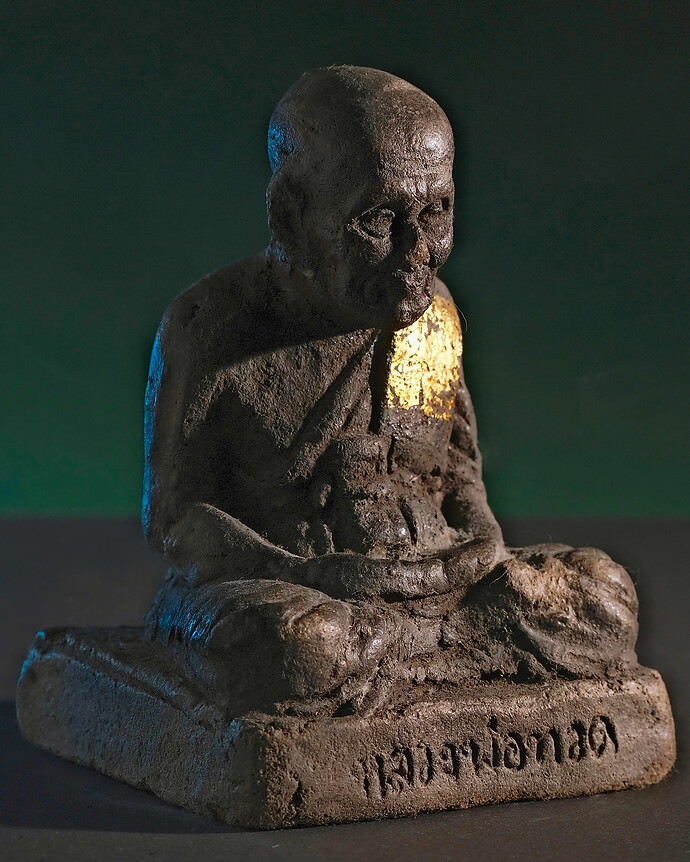 DSCF6595 Rawth_GIMP (Jpegli)