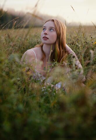 sunset_crop_girl_kodak_vision3_50d_kodak_2393_default