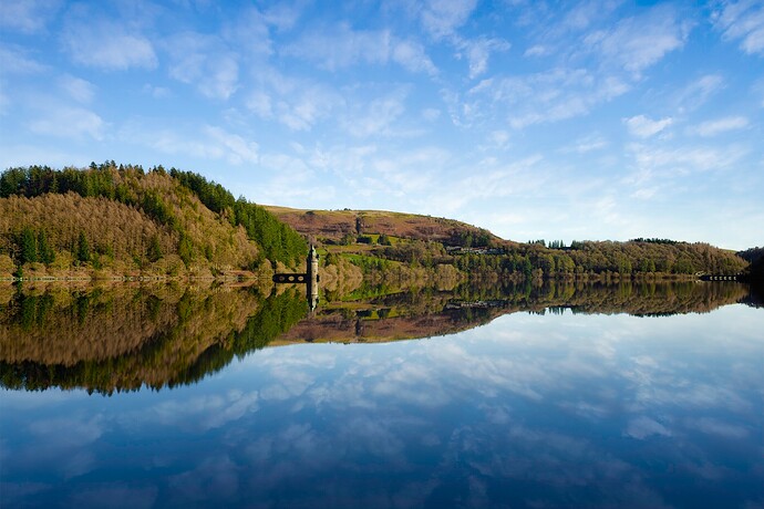 vyrnwy.reflections.kr