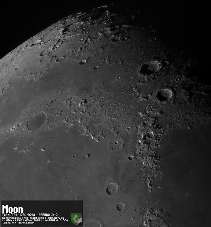 Moon_023530_stacked_1173i - Moon_024353_stacked_1040i_blended_fused_rt_wm