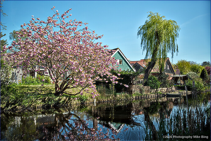 KMGQ3642-F0mm-A1.4-Irix30mm-ISO200-dt_v1-sketch-combi-2026-web