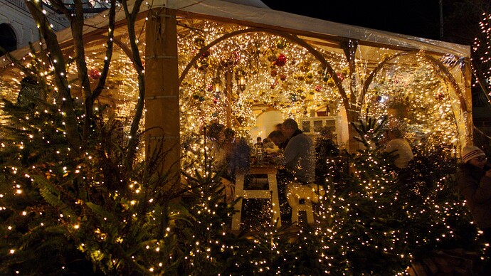 2025-12-16-18-02-16-P1080658