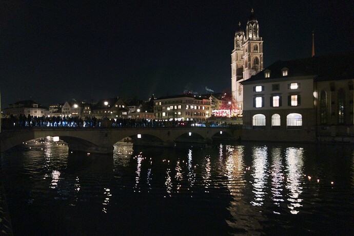 2025-12-18-18-28-38-P1090024