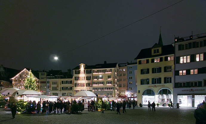 2023-12-16_19-15-52_P1020939