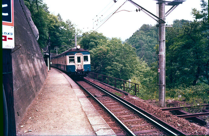 oryginal GIMP 2.10 Levels +color-enhance