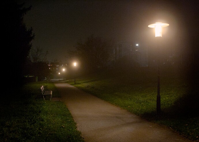 2025-11-06-18-19-12-P1080500