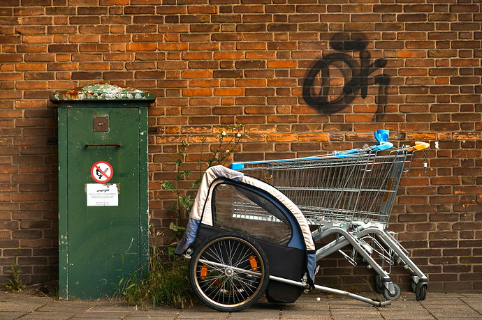 urban.still.life.nef