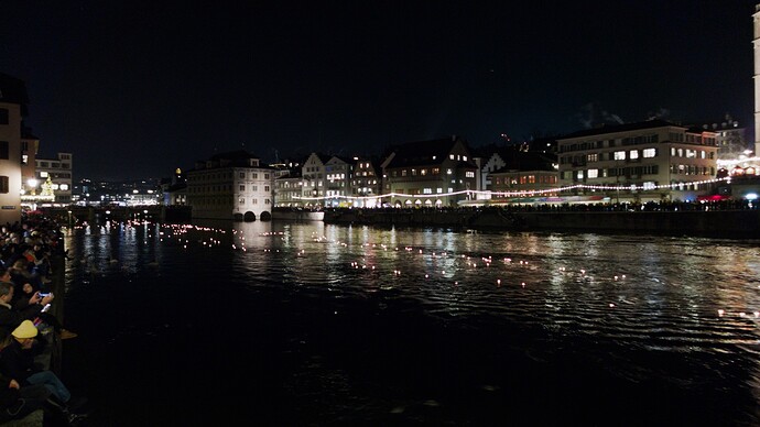 2025-12-18-18-15-36-P1080827