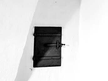 flues2-chimney-door_edit