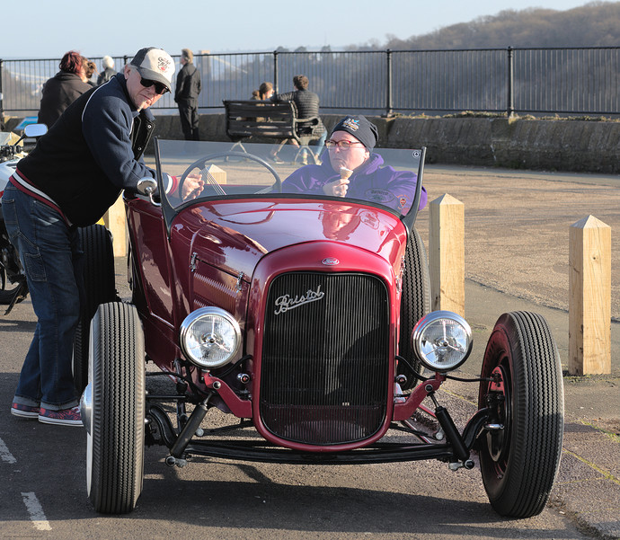 03055-vintage-car-Bristol