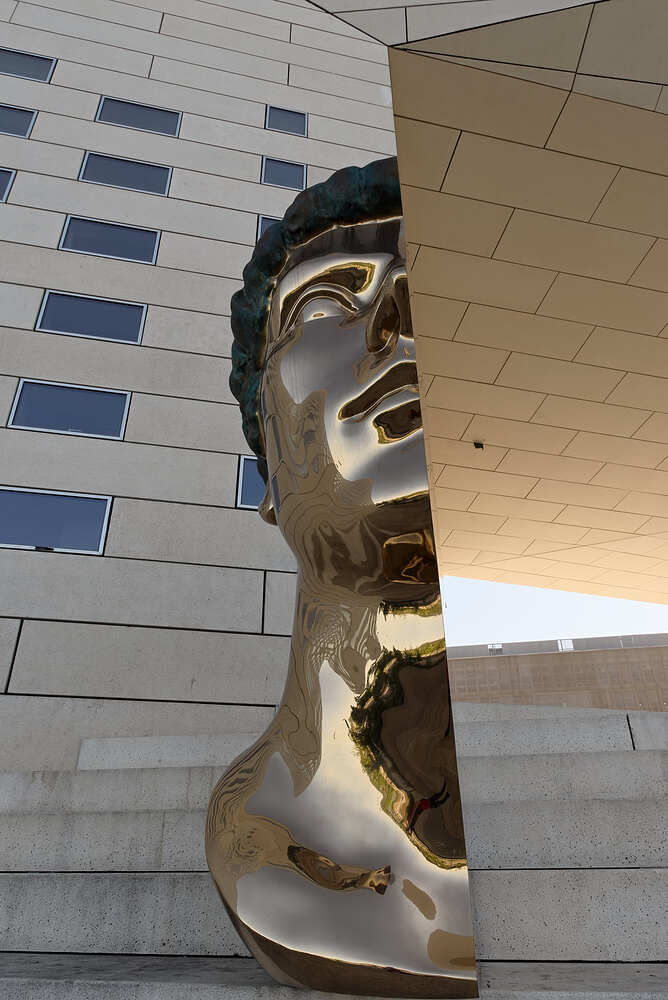 Sculpture by Benoît Maire à La Méca, Bordeaux