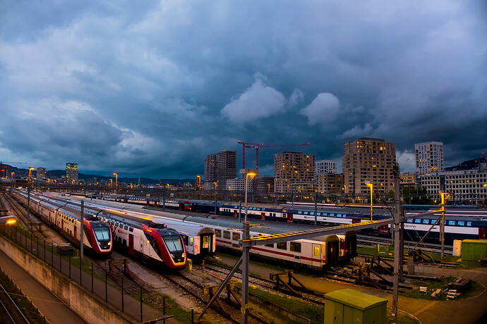 2024-10-03-18-12-04-P10507860