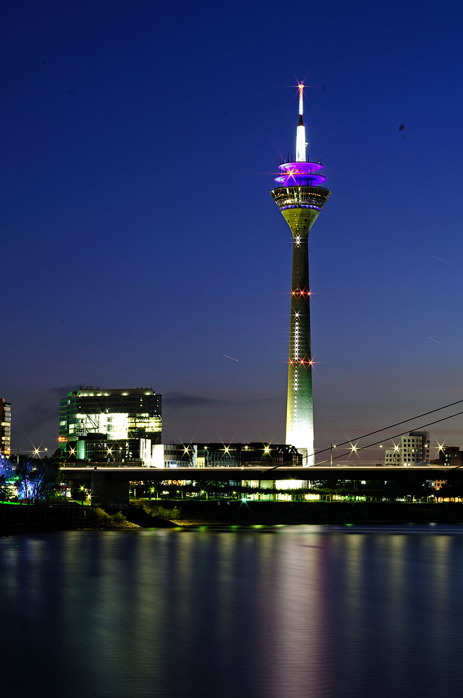 20180926_DDorf_8397_Rheinturm_Langzeit