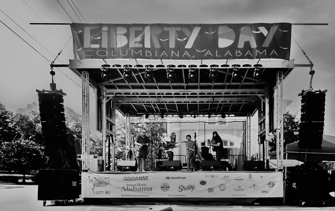 Band Playing - IMG_1901-2025.06.28_02