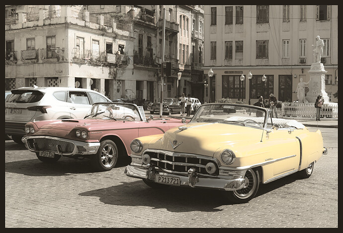 cars-and-colors-in-havana_DSF7627