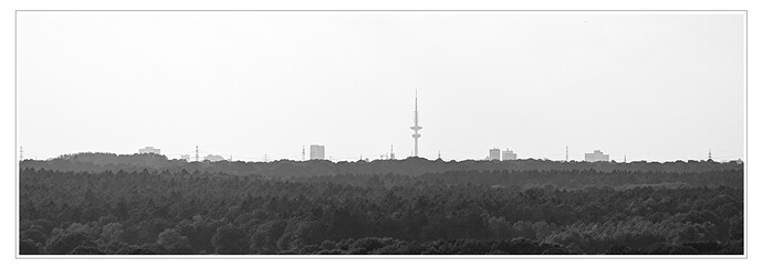 S7R04712