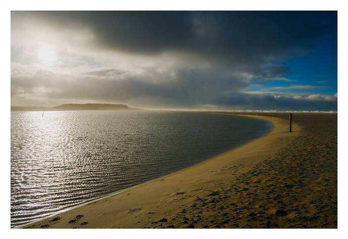 20260102_0410_PlayRAW