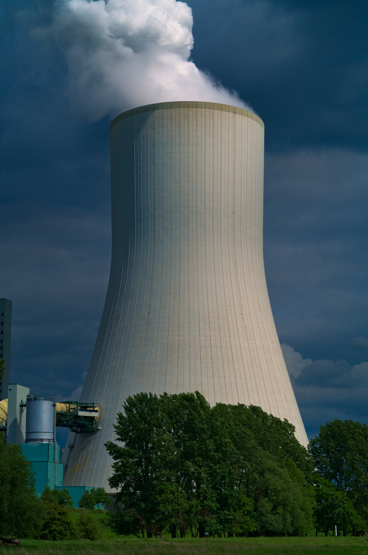 PlayRaw] Big tower, big steam - Play Raw - discuss.pixls.us