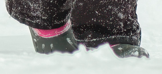 lr-boot-snow-artifact